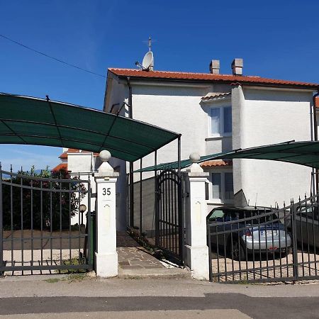 Schreng Apartments マリンスカ エクステリア 写真
